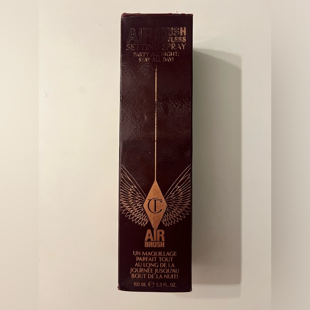 Charlotte Tilbury Airbrush Makeup setting spray